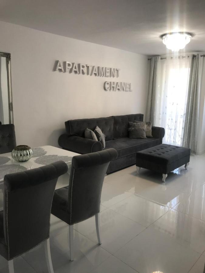 Chanel Centrum Apartmán *